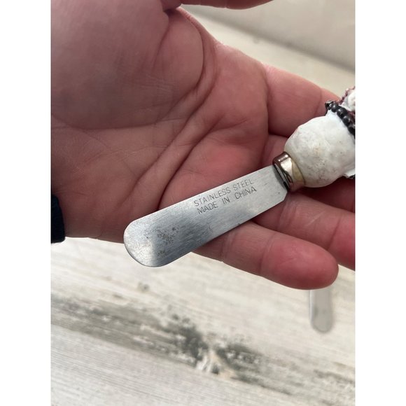 Set of five (4 matching) holiday cheese spreader - Picture 3 of 10